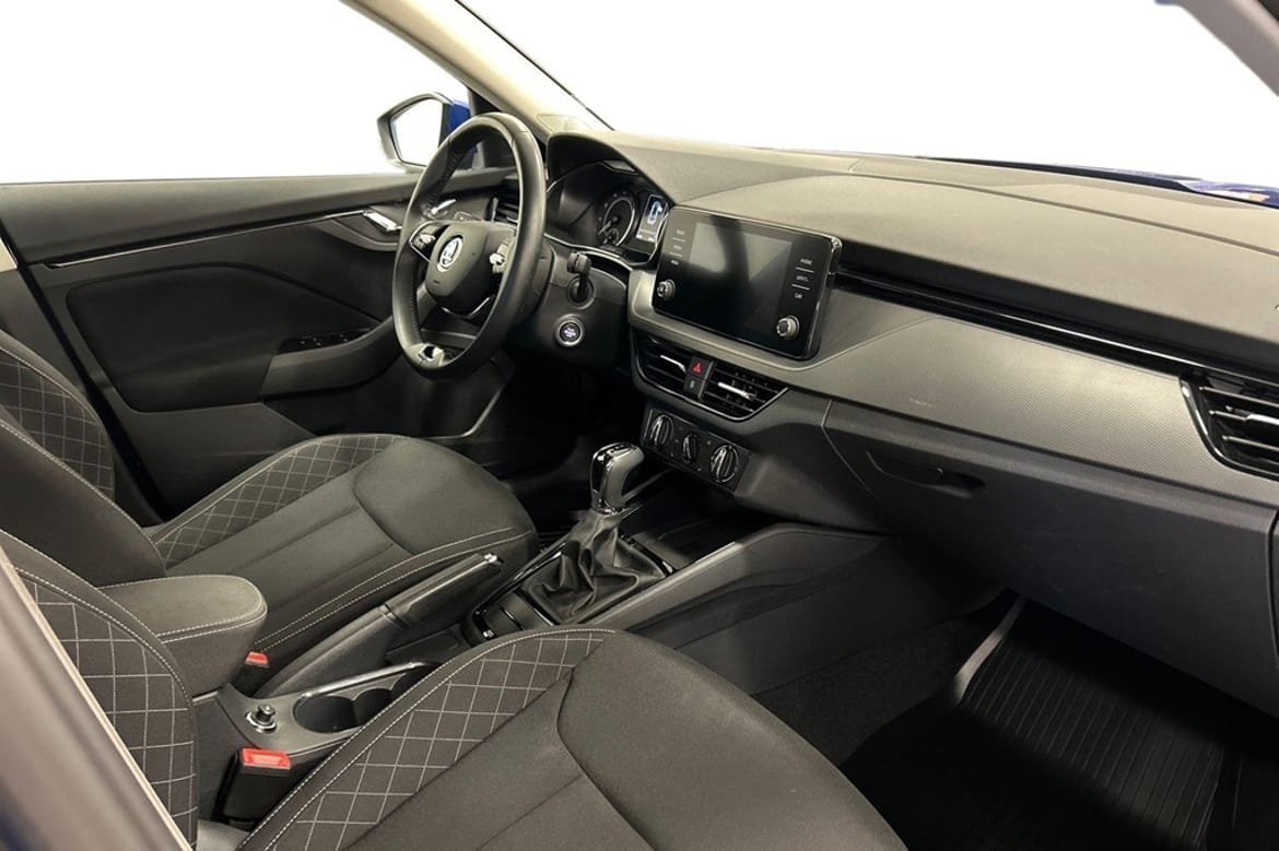 Skoda Kamiq 2023, photo 5/10