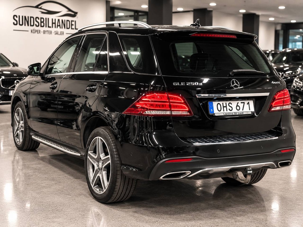 Mercedes-Benz GLE 2016, photo 3/10