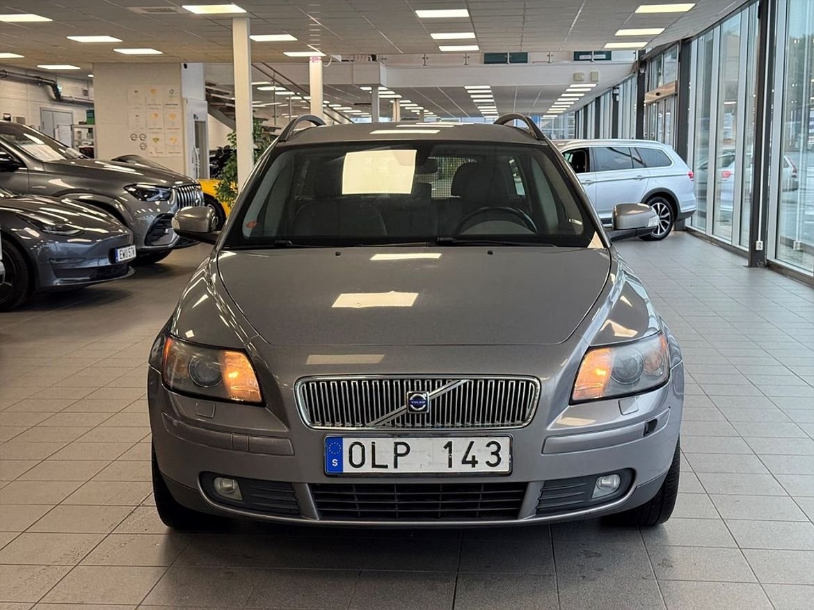 Volvo V50 2.0 Momentum 2007, kuva 7/10