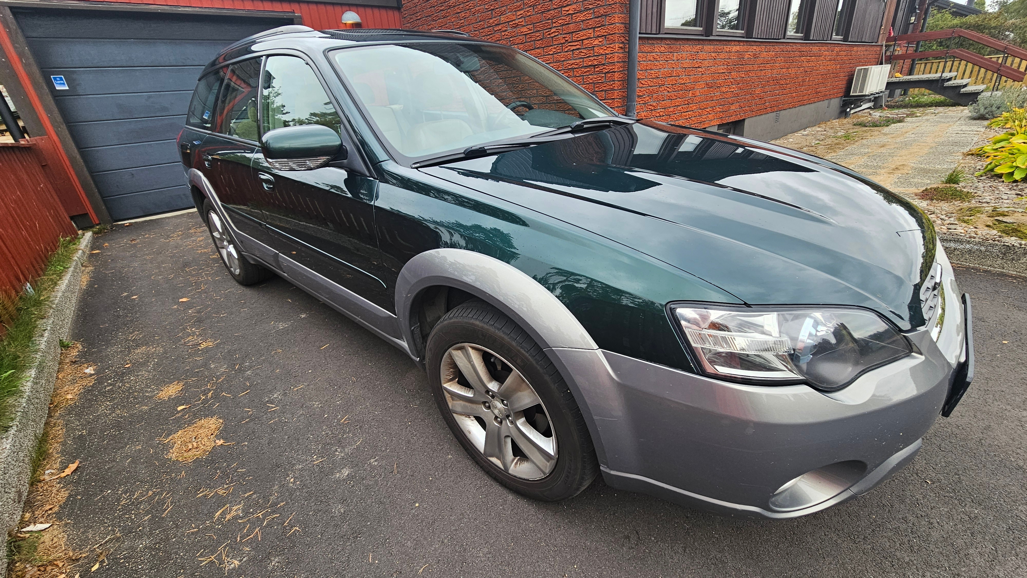 Subaru Outback 3.0 4WD Automatisk 2004, photo 4/8