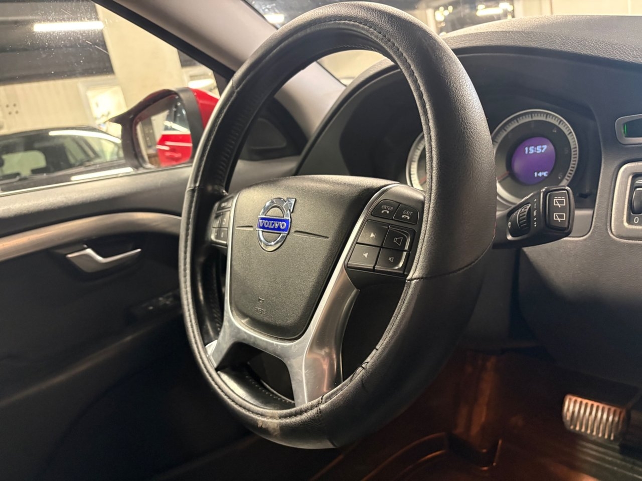 Volvo V70 2011, photo 6/10