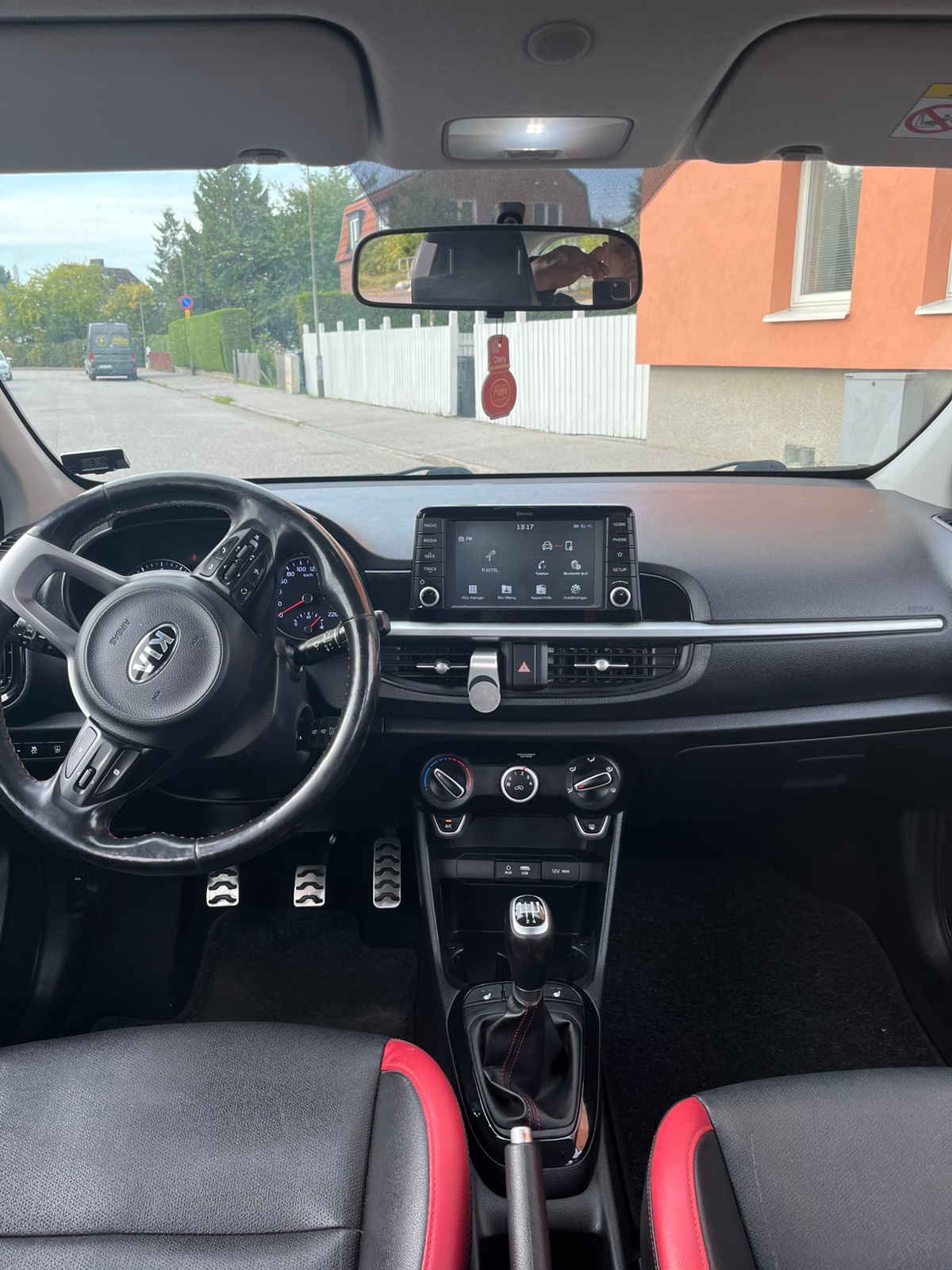 Kia Picanto 1.0 T-GDI Manuell 2018, bild 3/8