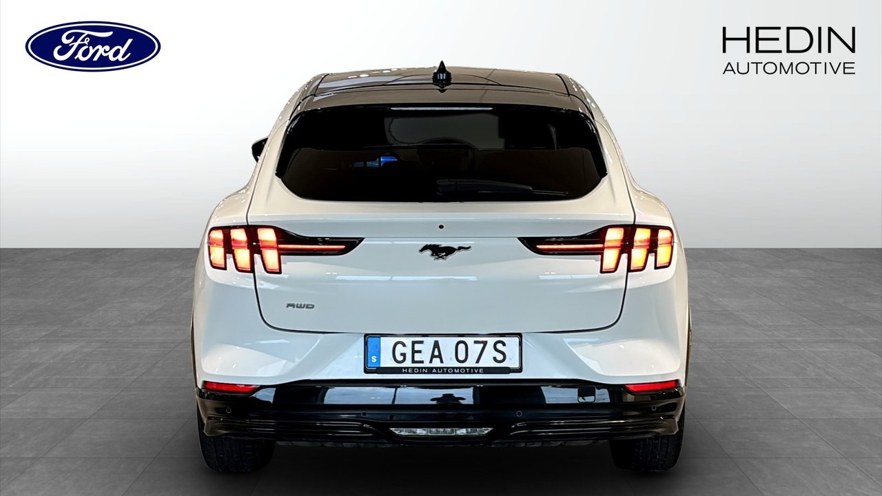 Ford Mustang Mach-E AWD Long Range 351HK 2021, bild 7/9