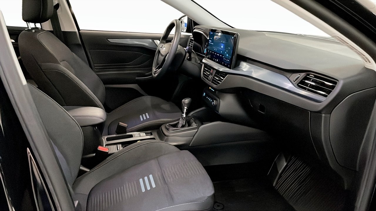 Ford Focus 2024, photo 3/9