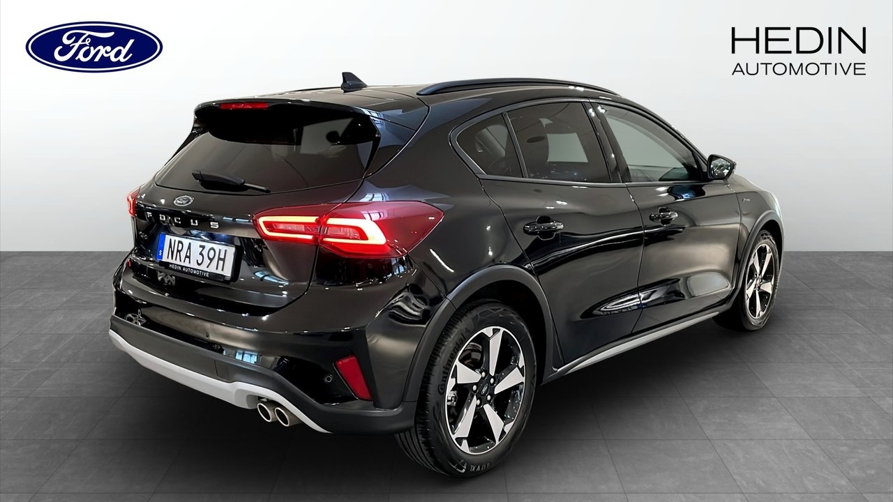Ford Focus 2024, photo 2/9