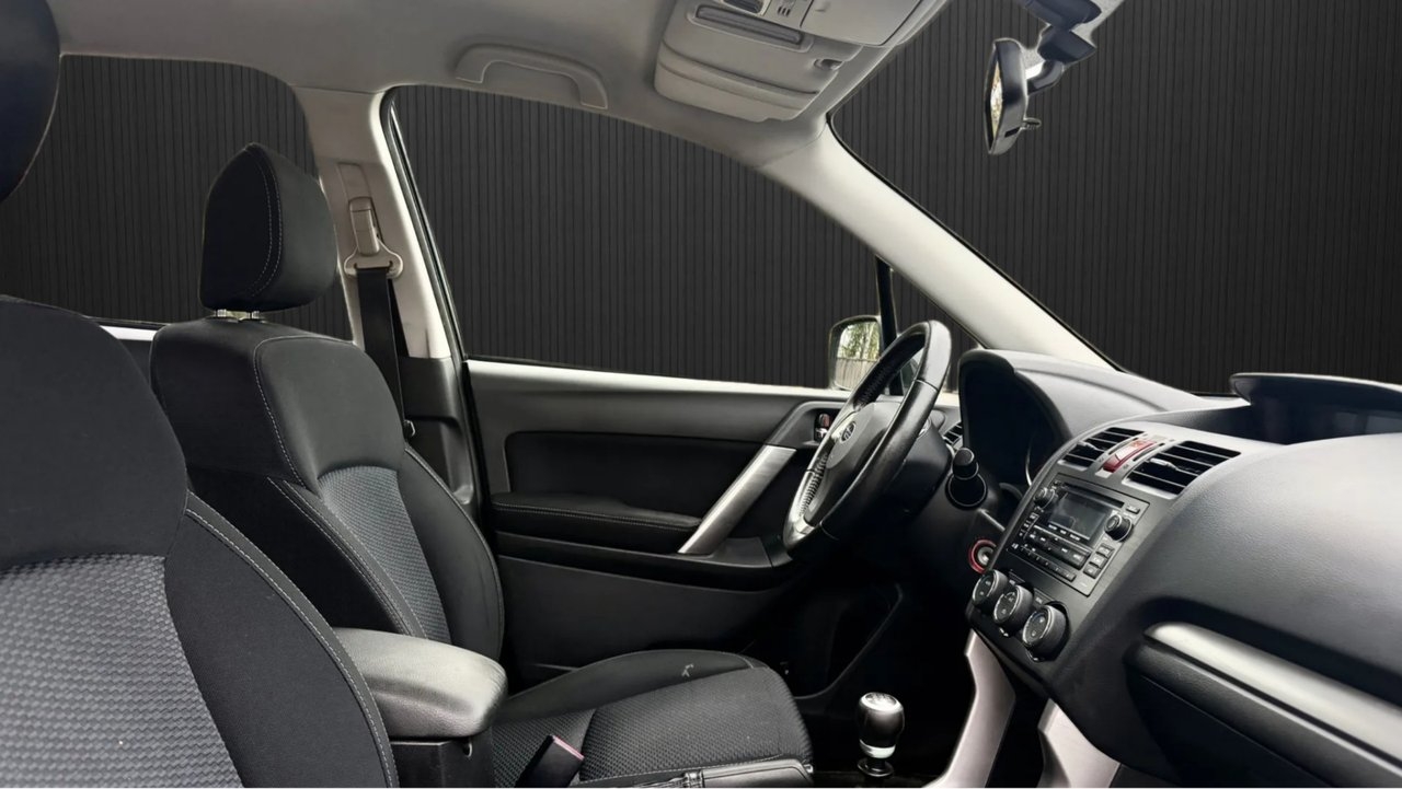 Subaru Forester 2.0 4WD SVENSKSÅLD 147HK 2013, bild 7/8