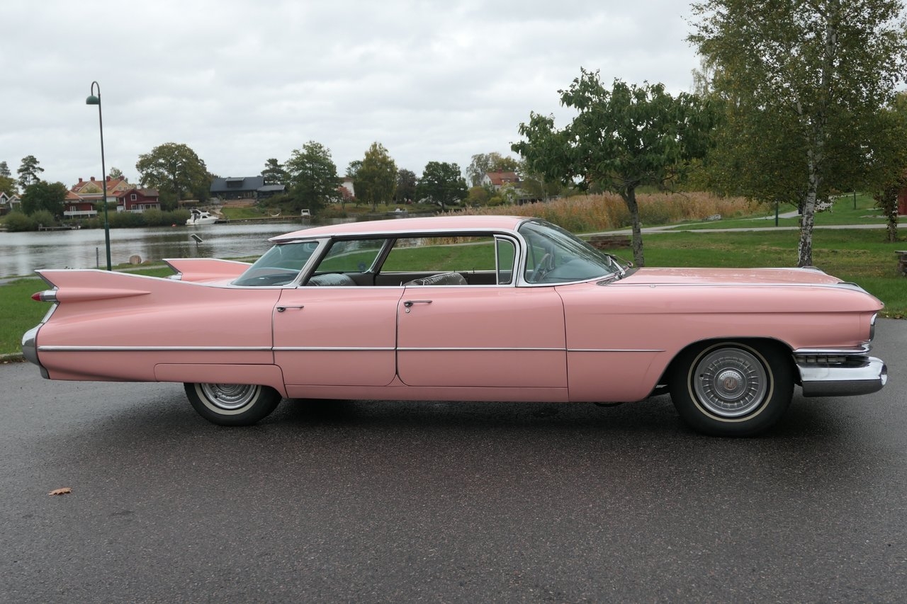 Cadillac Series Sixty-Three 1959, bild 3/10