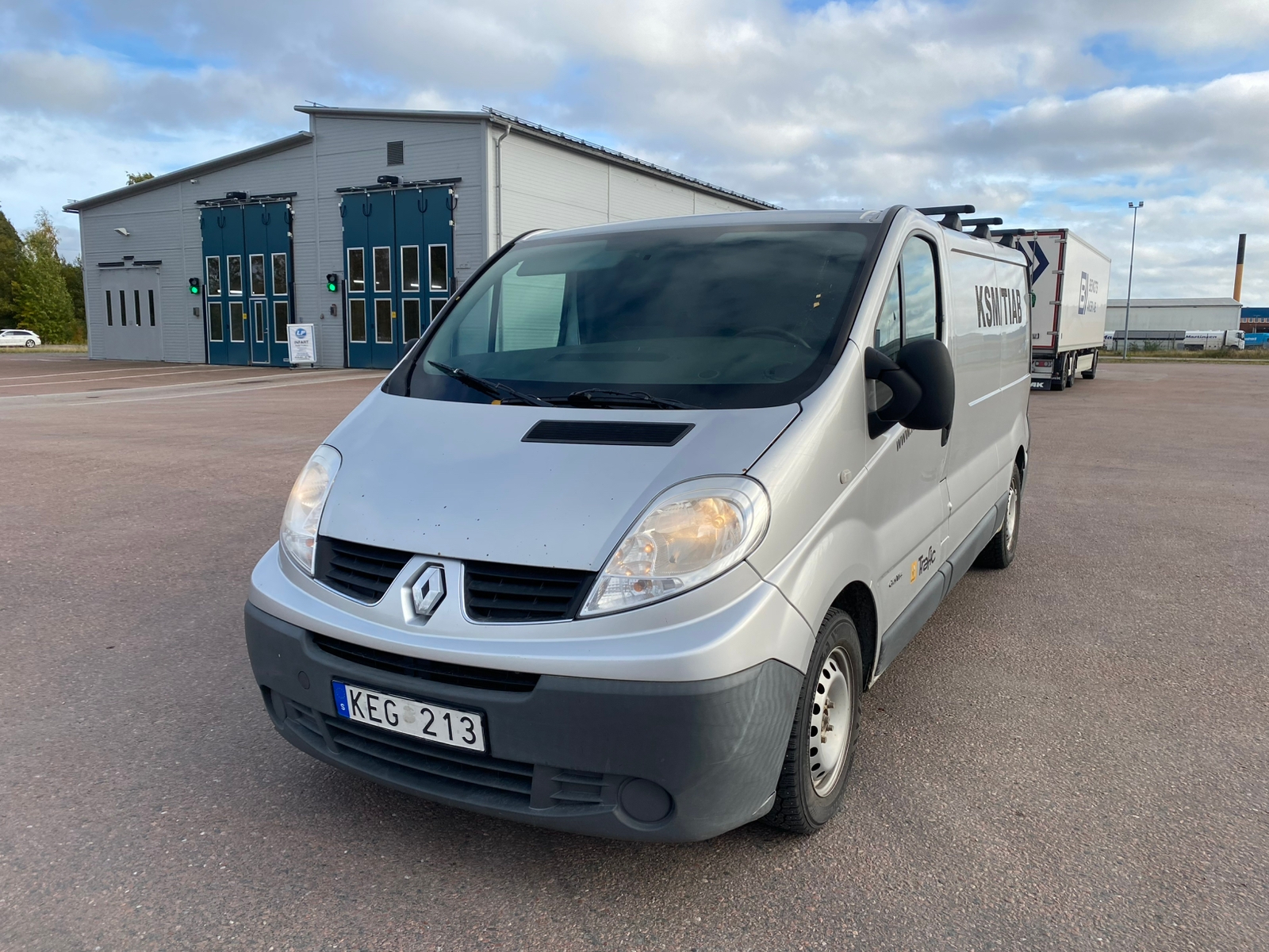 Renault Trafic 2010, photo 5/7