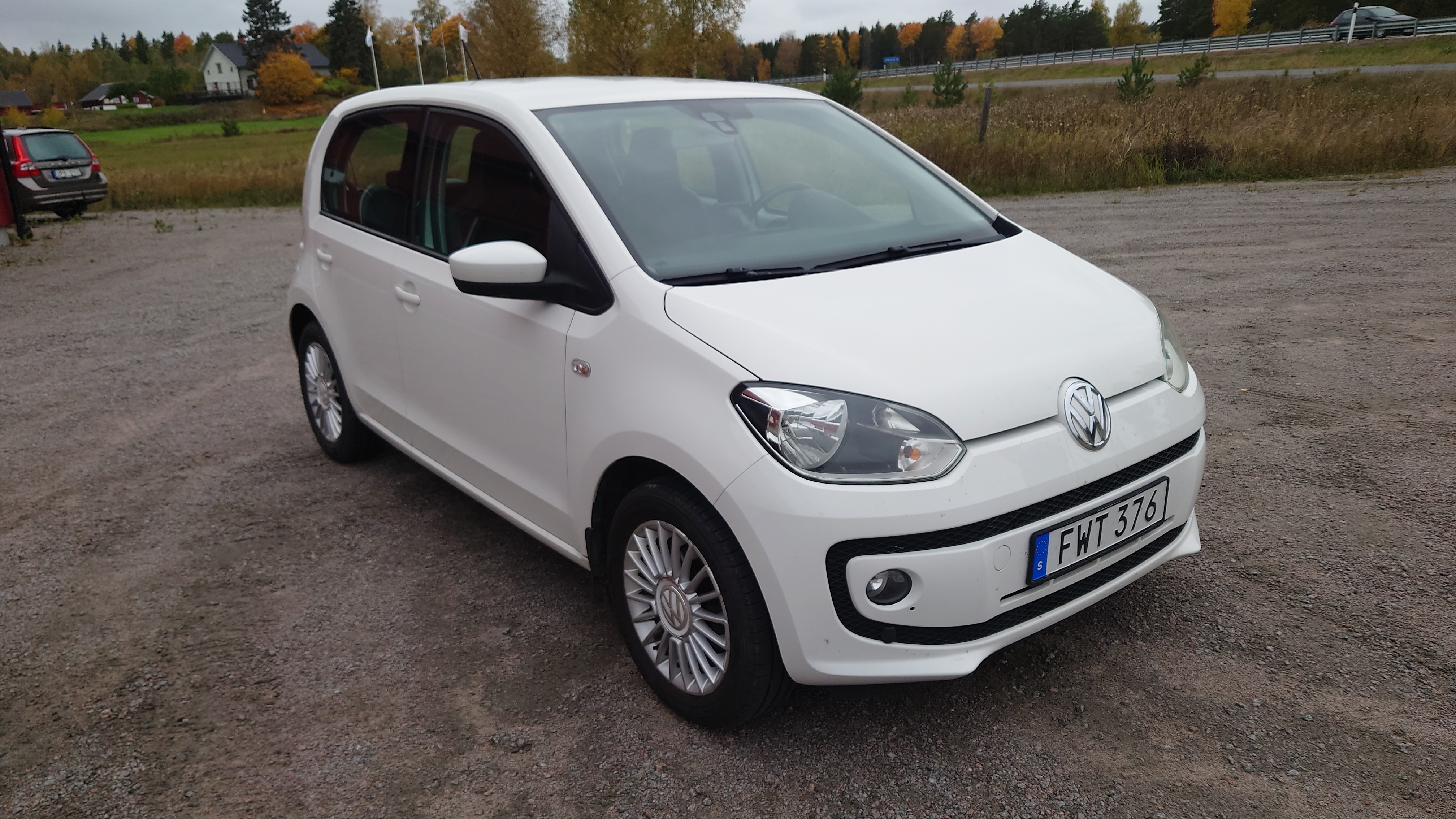 Volkswagen UP! 5-dörrar 1.0 MPI Manuell 2016, photo 4/10