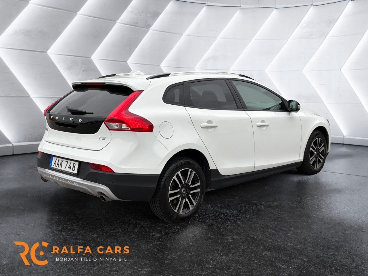 Volvo V40 Cross Country T3 Edition 2019, bild 7/10