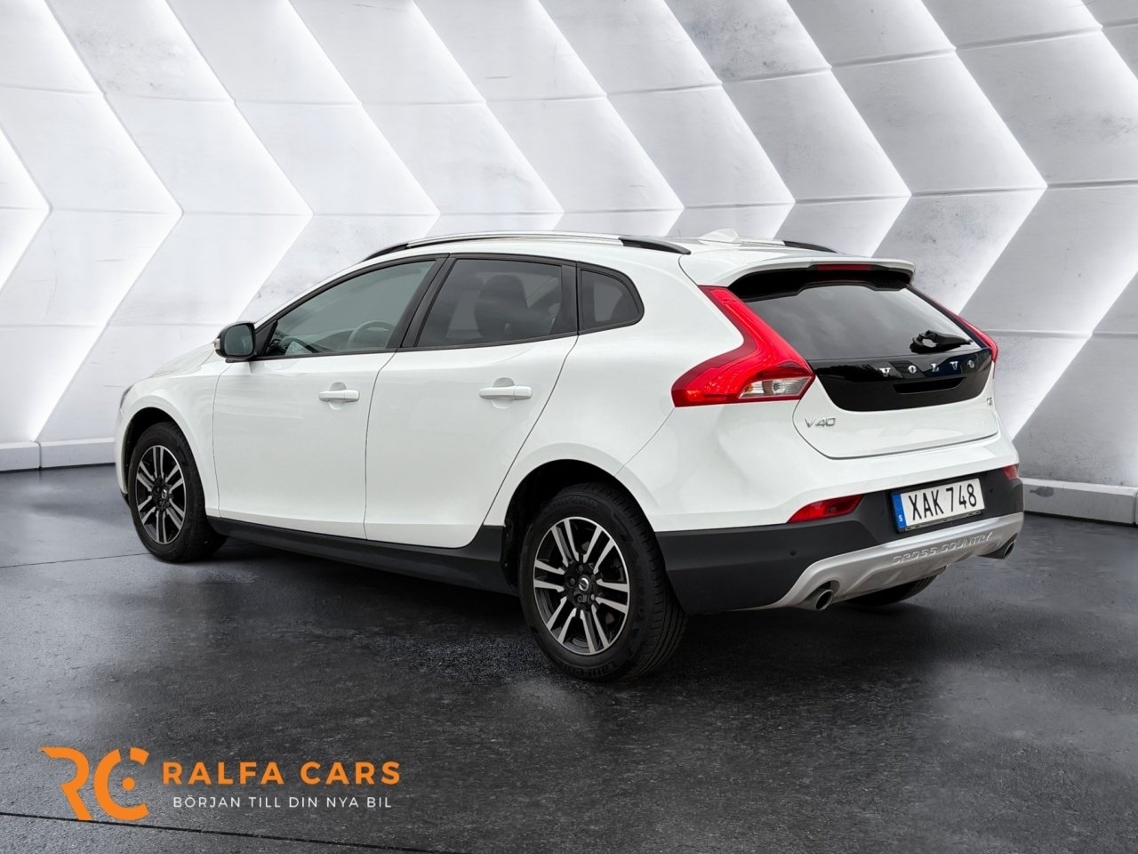 Volvo V40 Cross Country T3 Edition 2019, bild 4/10