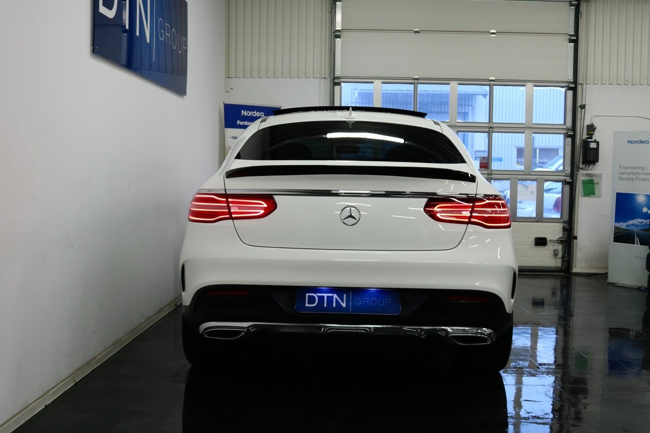 Mercedes-Benz GLE 2017, kuva 5/10