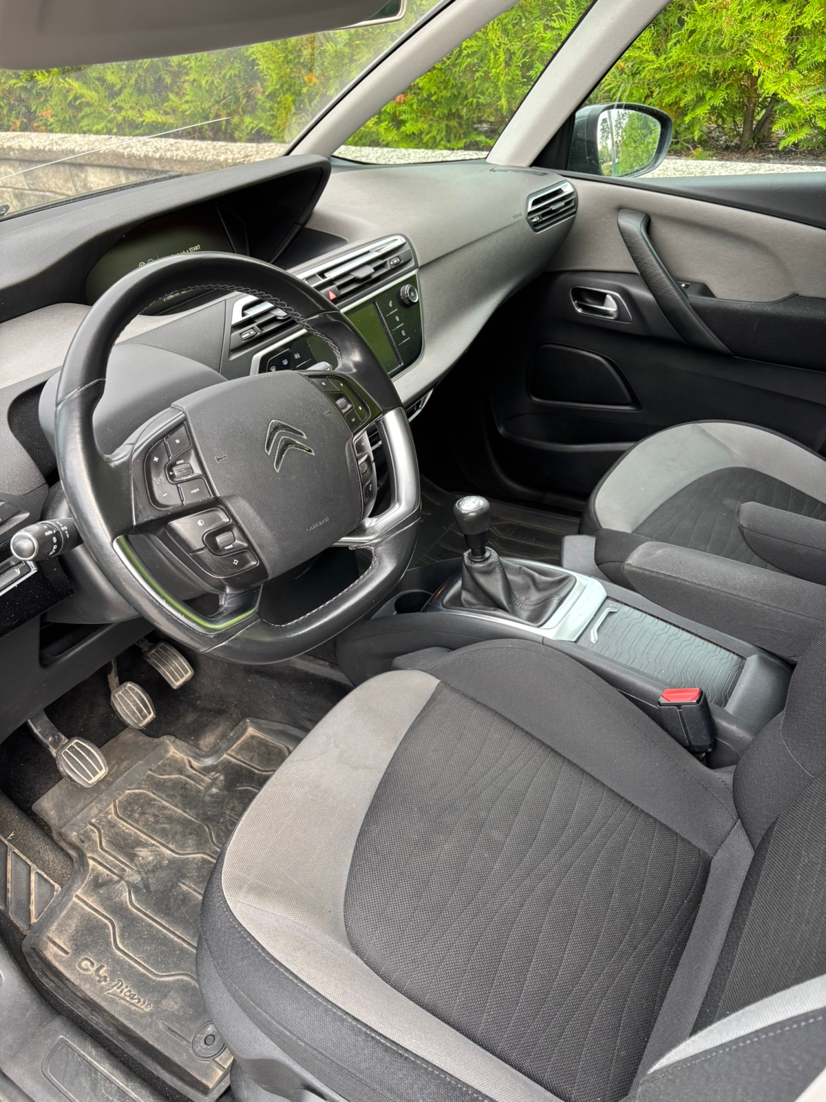 Citroen Grand C4 Picasso 1.6 HDi Manuell 2014, bild 6/10