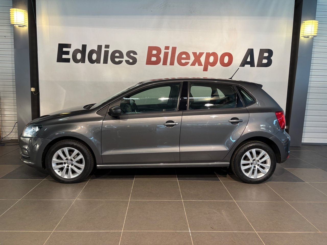 Volkswagen Polo 1.2 TSI Masters, 90HK 2017, kuva 2/10