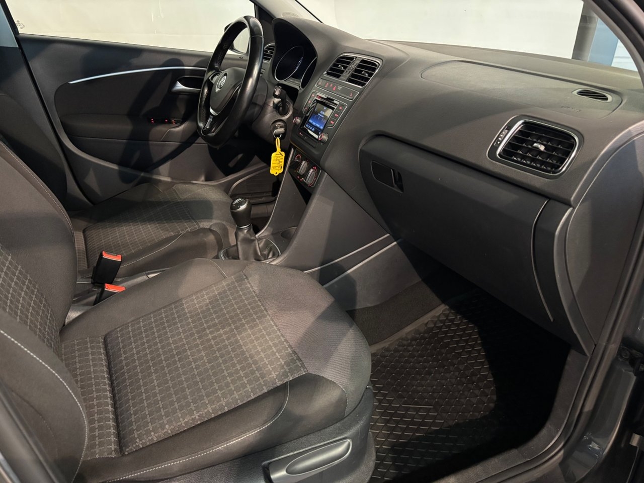 Volkswagen Polo 1.2 TSI Masters, 90HK 2017, kuva 7/10