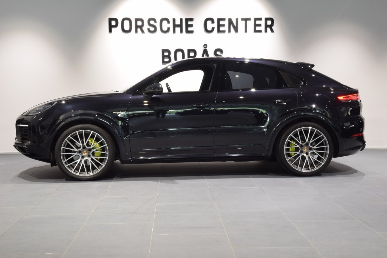Porsche Cayenne E-Hybrid Coupé 2022, kuva 2/10
