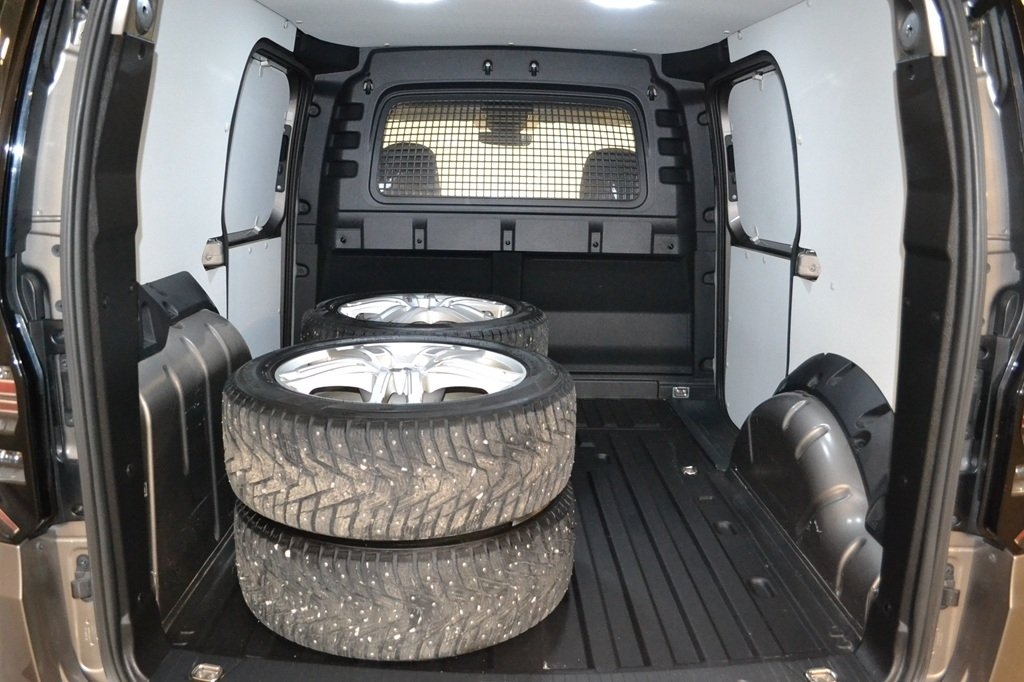 Volkswagen Caddy 2,0 TDI 122 HK 4MOTION 2022, kuva 6/10