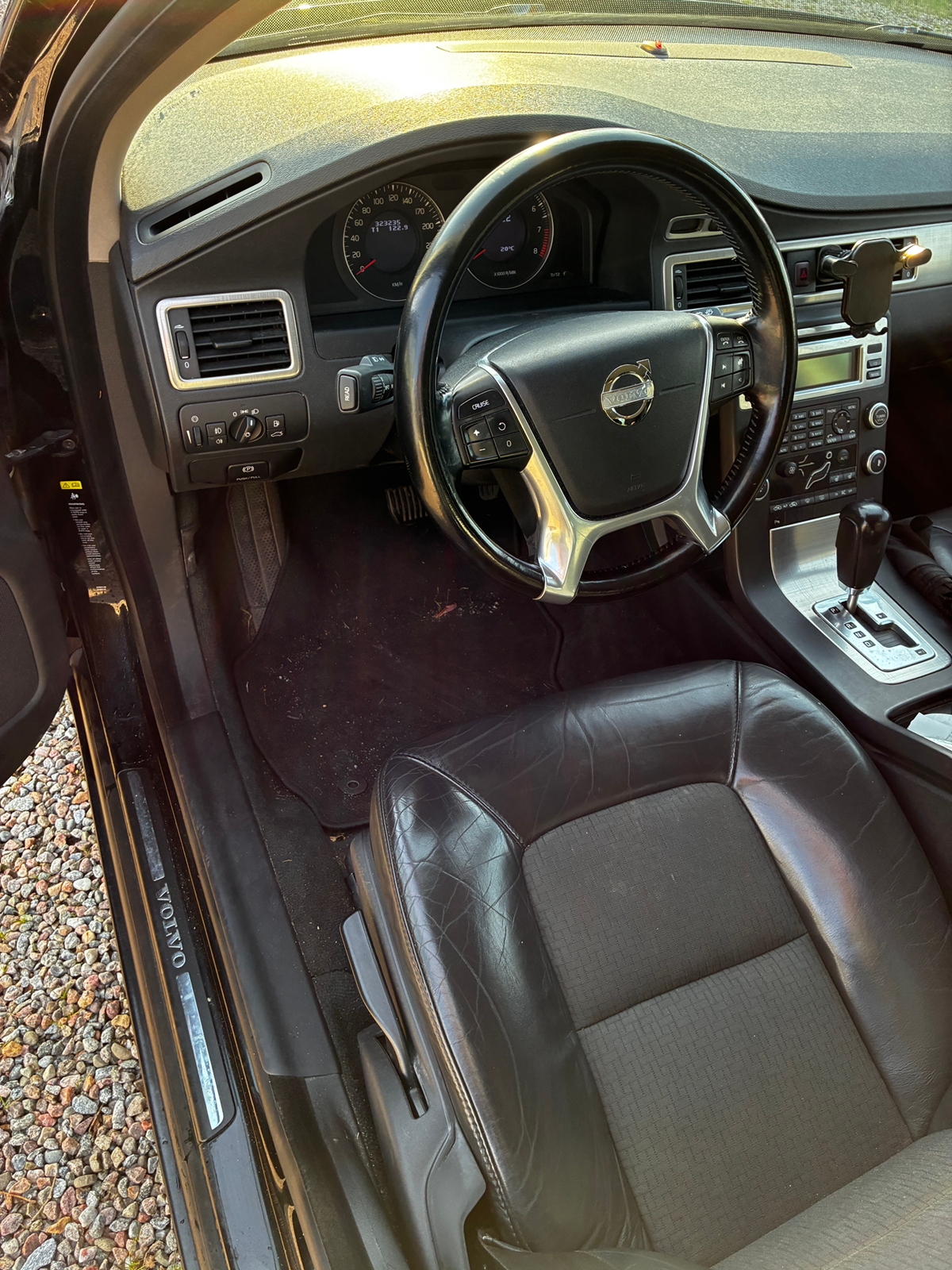 Volvo V70 2.5FT Geartronic 2010, kuva 4/4