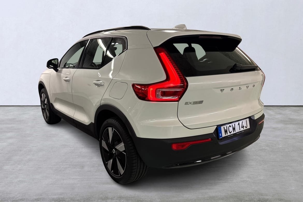 Volvo EX40 ExtendedRange Plus SE 2026, kuva 4/10