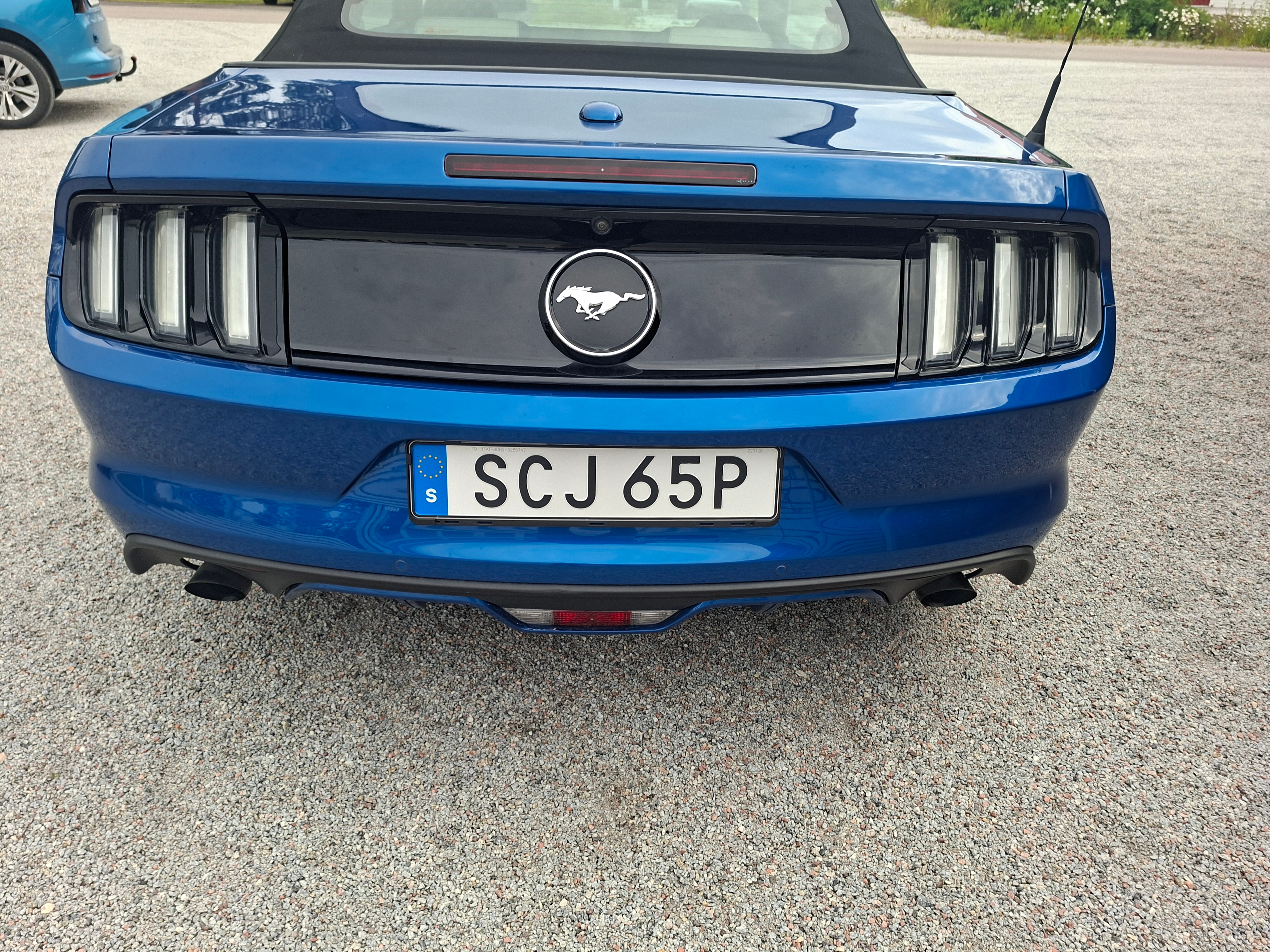 Ford Mustang Convertible Manuell 2017, kuva 5/9