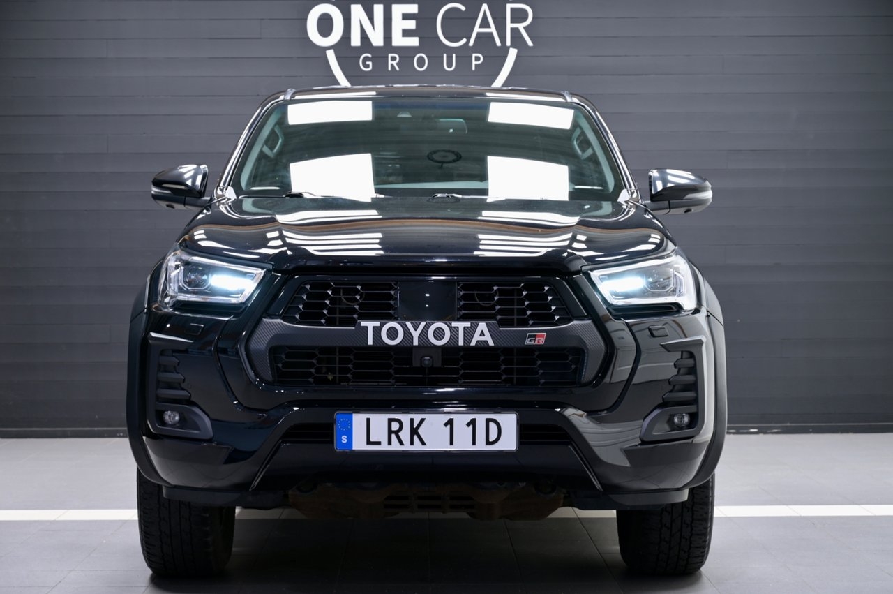 Toyota Hilux 2.8 D-4D GR Sport 2023, bild 2/10