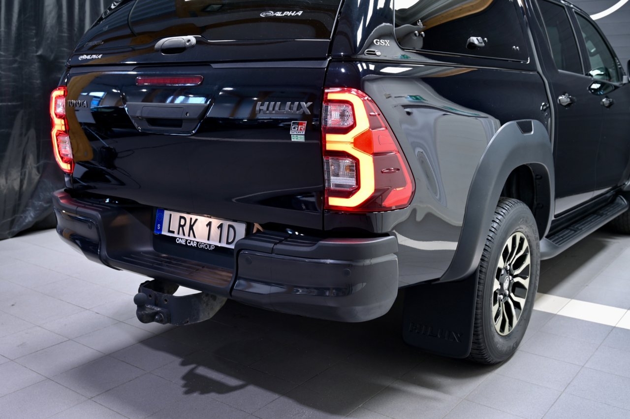 Toyota Hilux 2.8 D-4D GR Sport 2023, bild 6/10