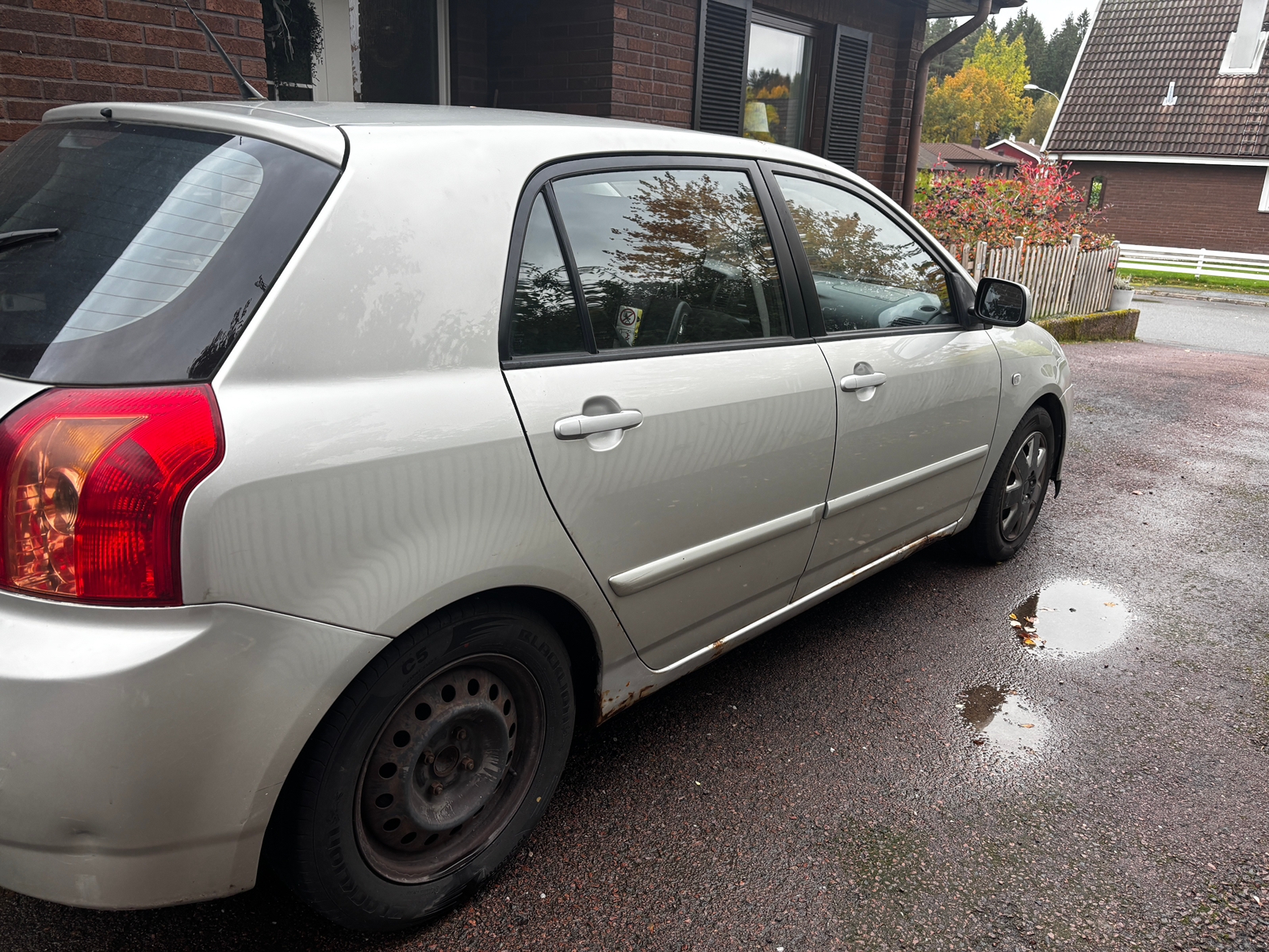 Toyota Corolla 2005, bild 3/4