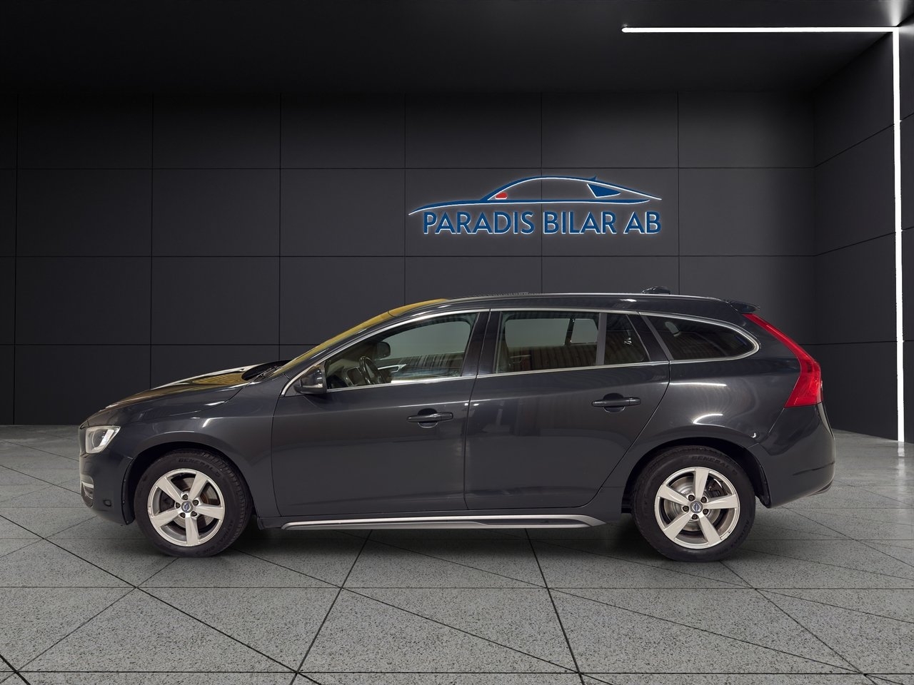 Volvo V60 2017, bild 2/10