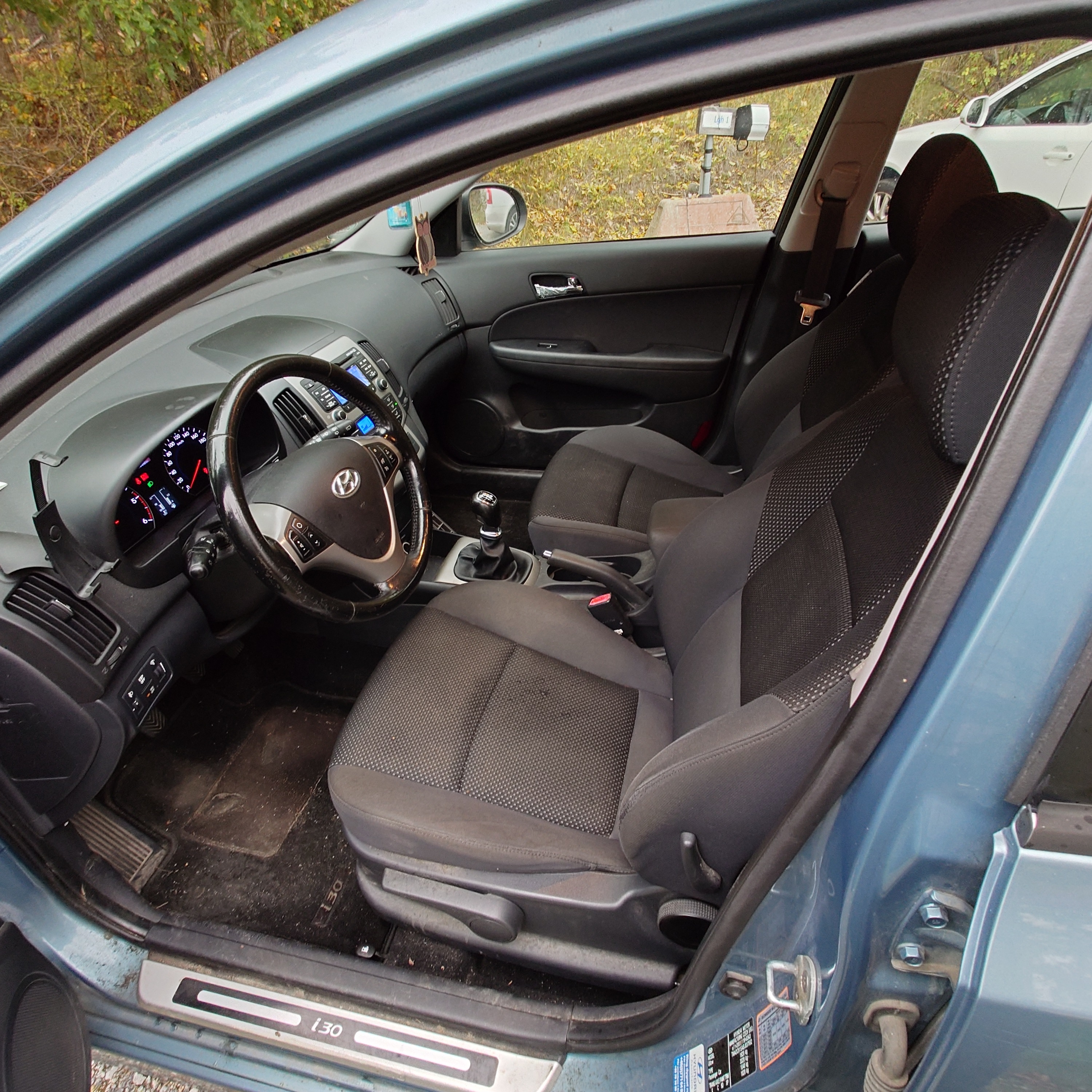 Hyundai i30 cw 1.6 CRDi Manuell 2011, bild 6/9