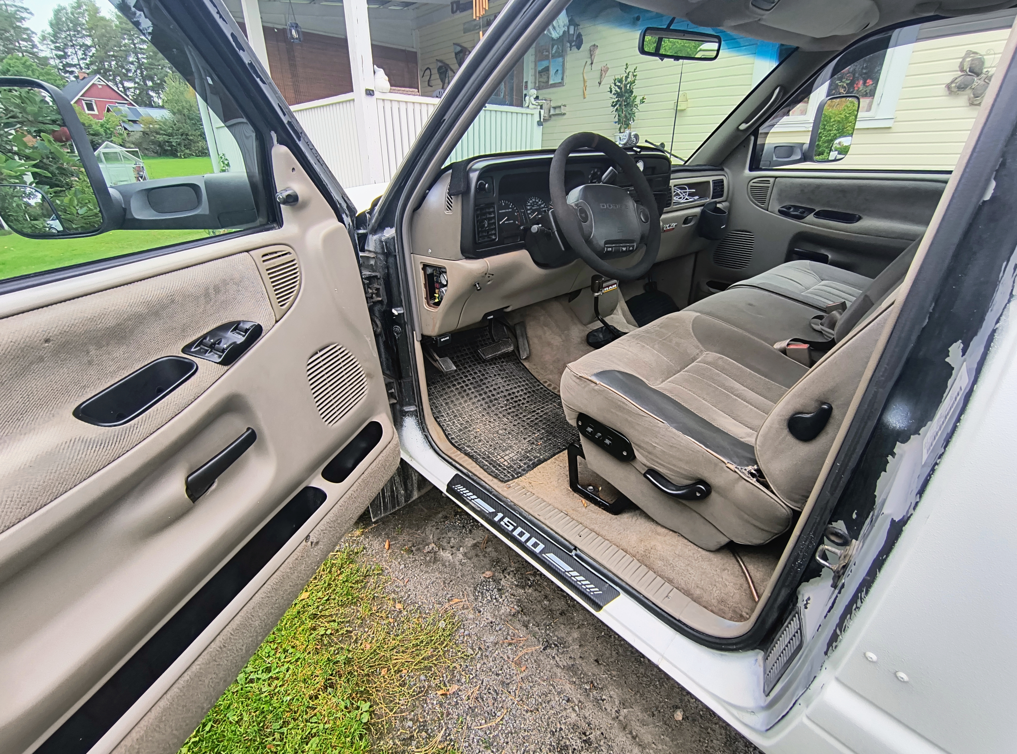 Dodge RAM 1500 1996, kuva 5/6
