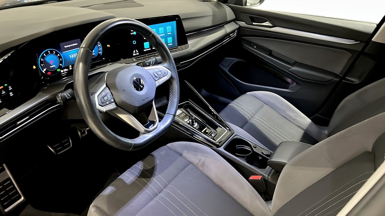 Volkswagen Golf 2023, bild 7/10