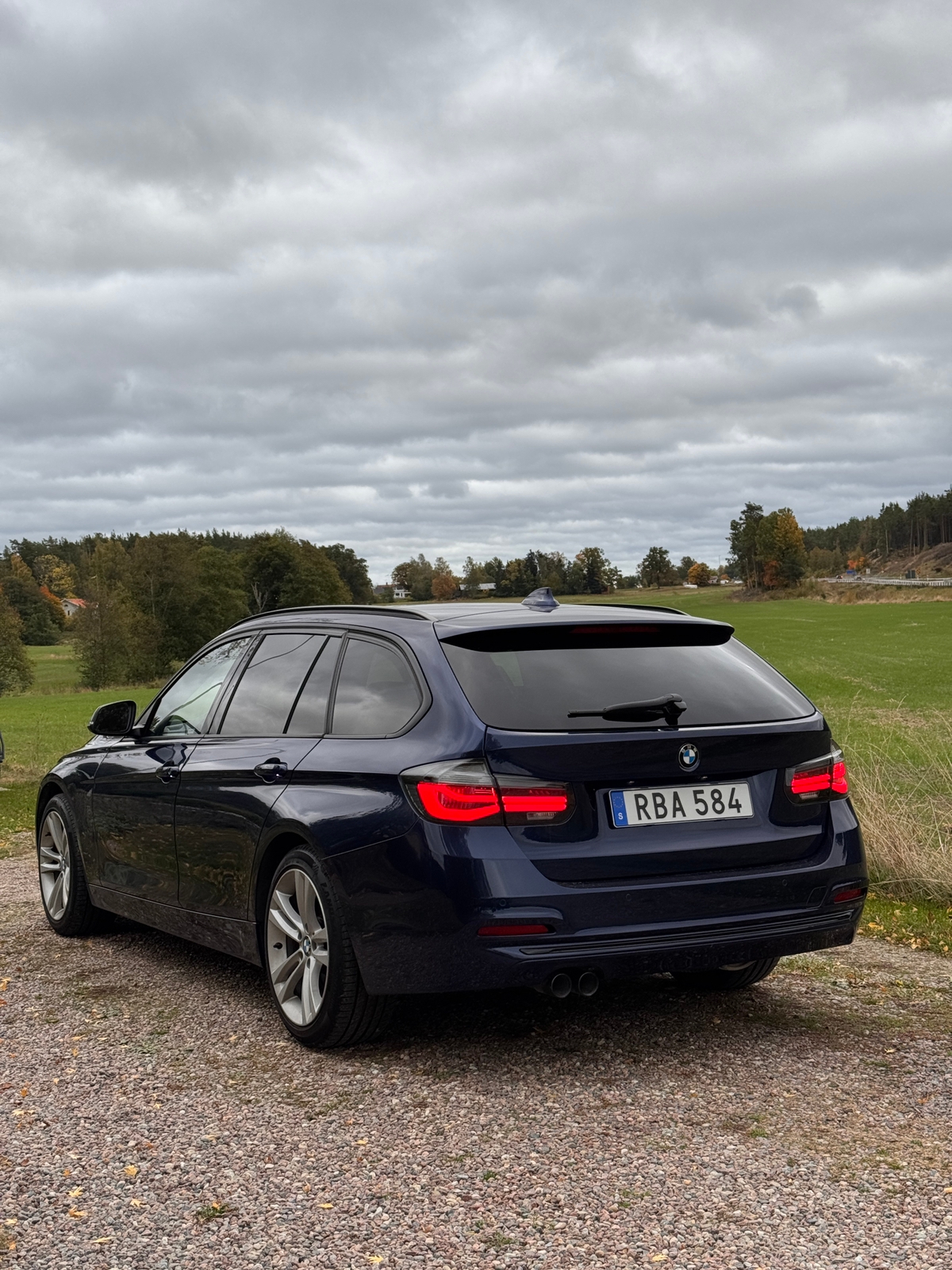 BMW 320 d xDrive Touring Steptronic 2017, kuva 4/8