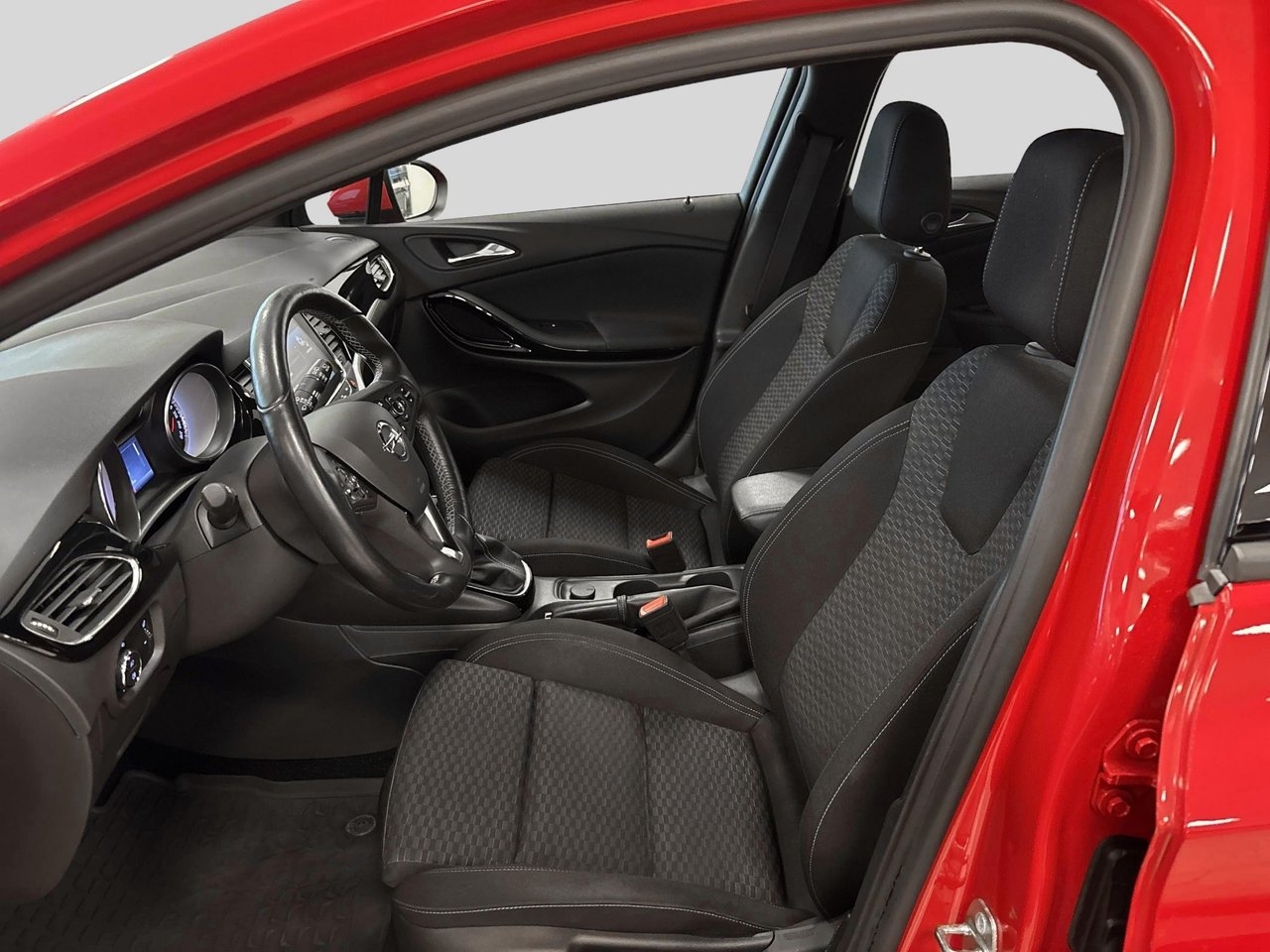 Opel Astra 1.4 EDIT ecoFLEX Dynamic 2017, photo 5/10