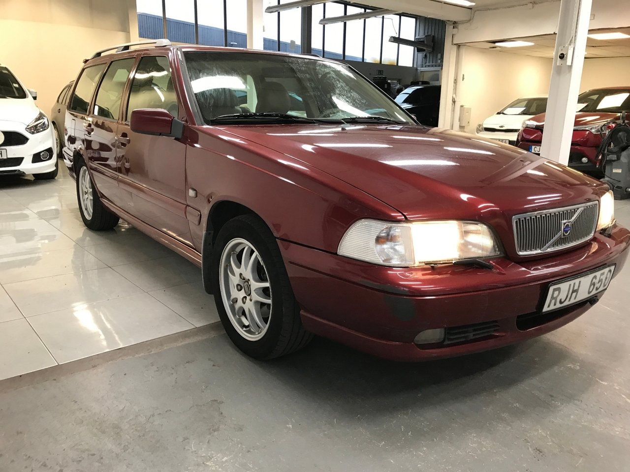 Volvo V70 2.4 Classic 2 ägare bes 140HK 2000, kuva 2/10