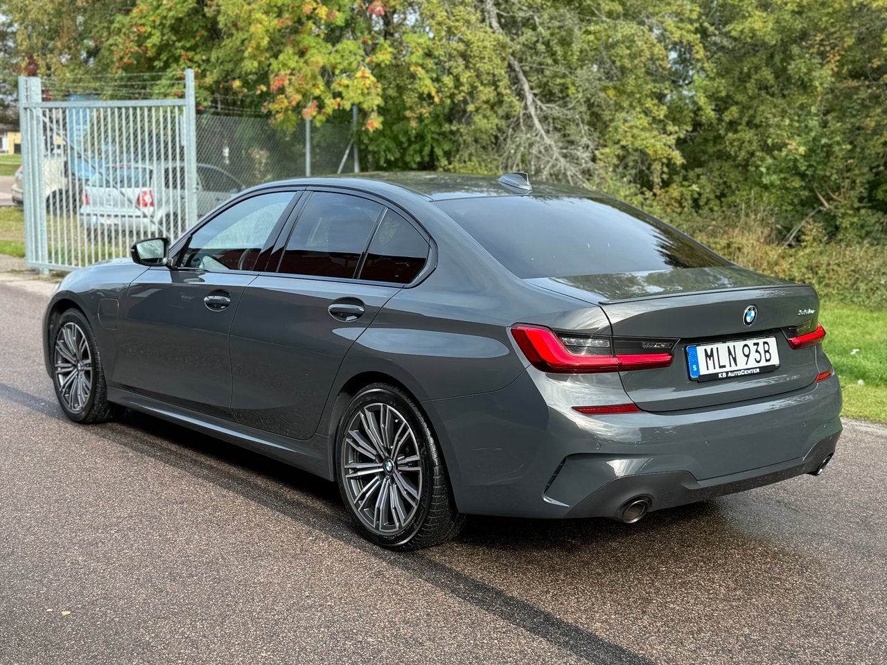 BMW 330 2020, kuva 7/10