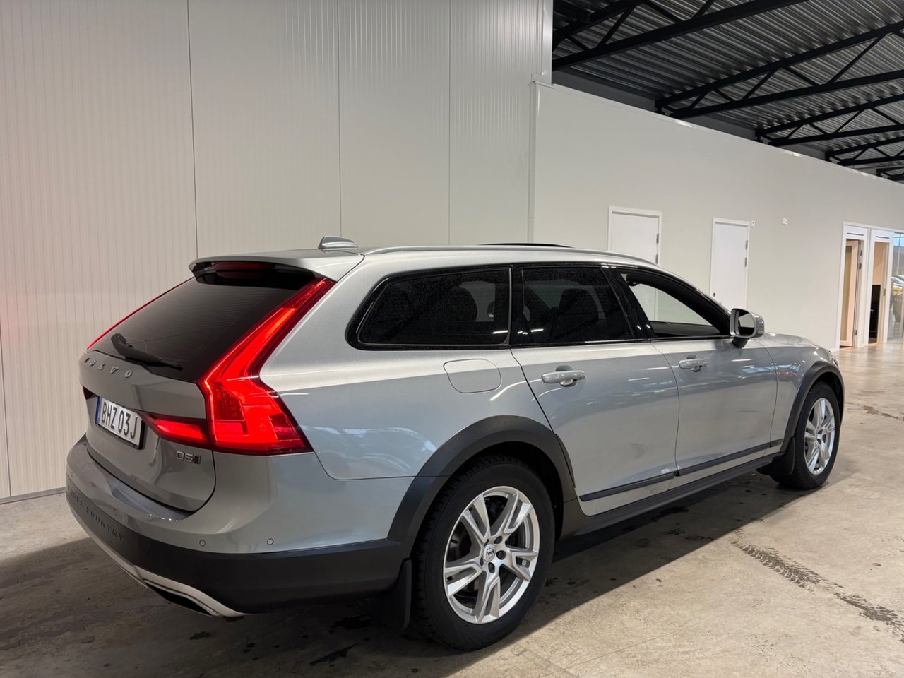 Volvo V90 Cross Country 2017, bild 3/10
