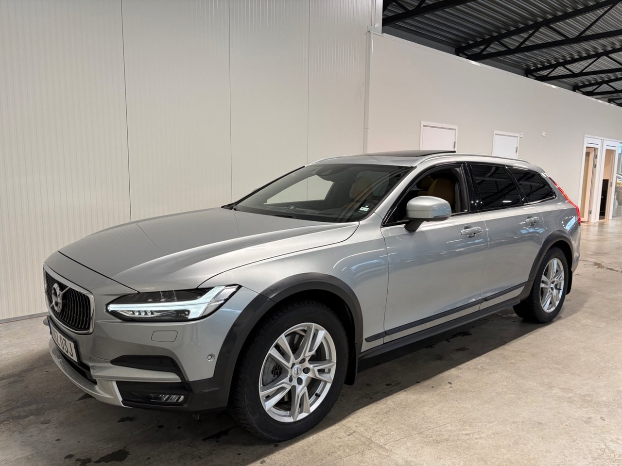 Volvo V90 Cross Country 2017, bild 4/10
