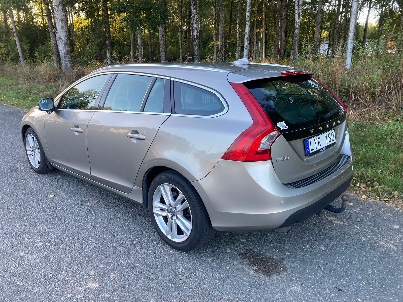 Volvo V60 D3 Geartronic 2012, kuva 2/8