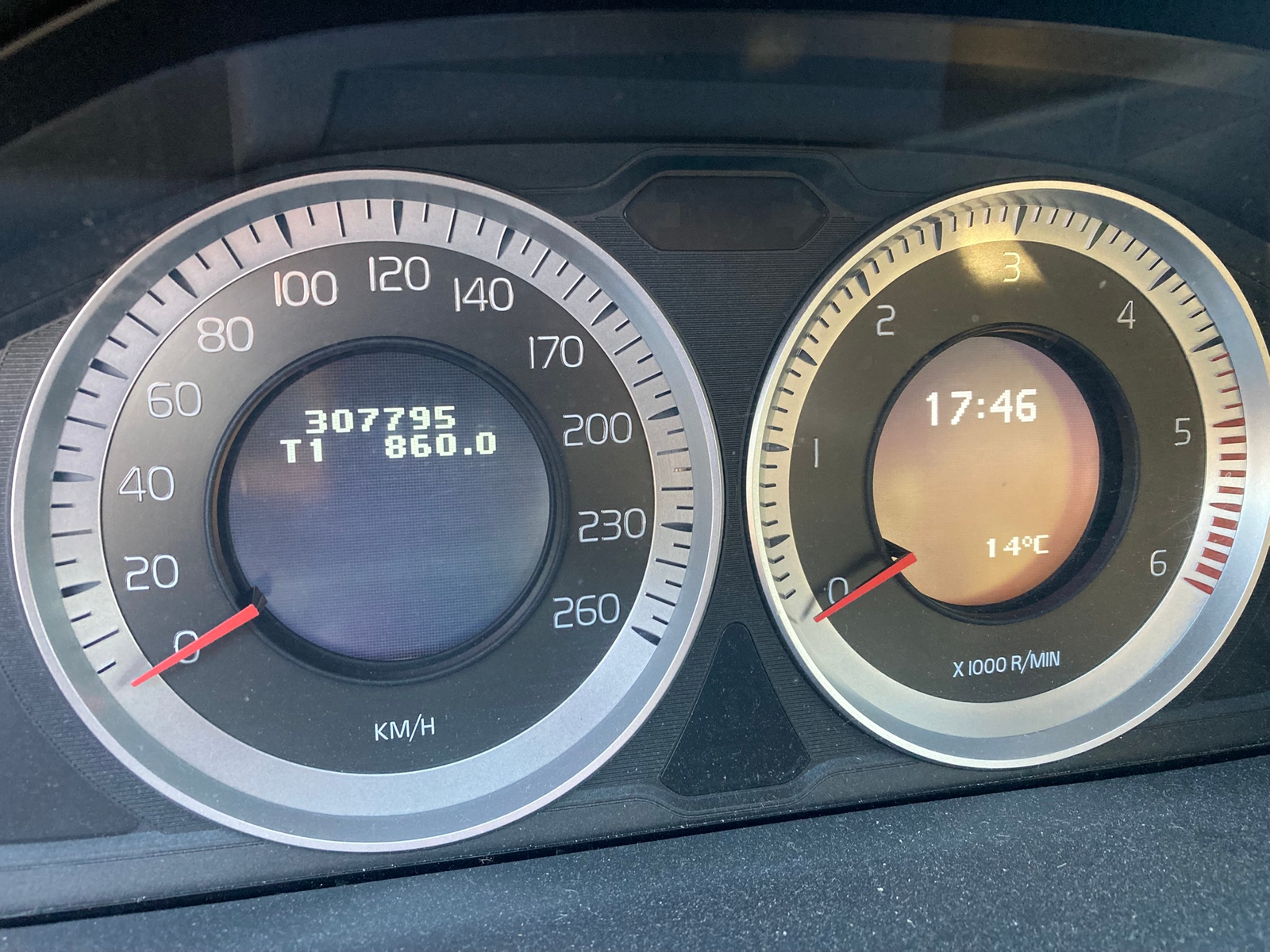 Volvo V60 D3 Geartronic 2012, kuva 3/8