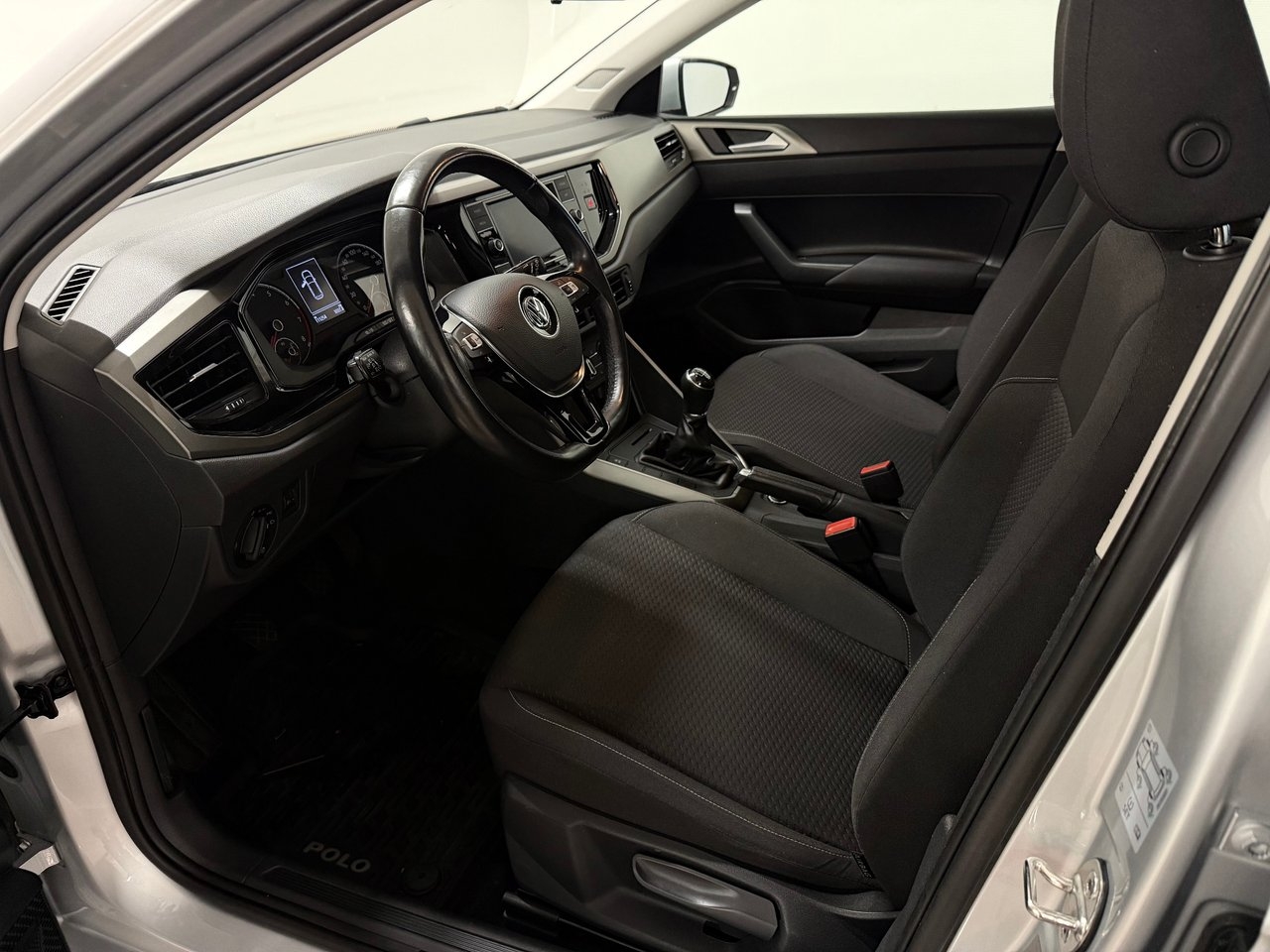 Volkswagen Polo 2020, bild 7/10