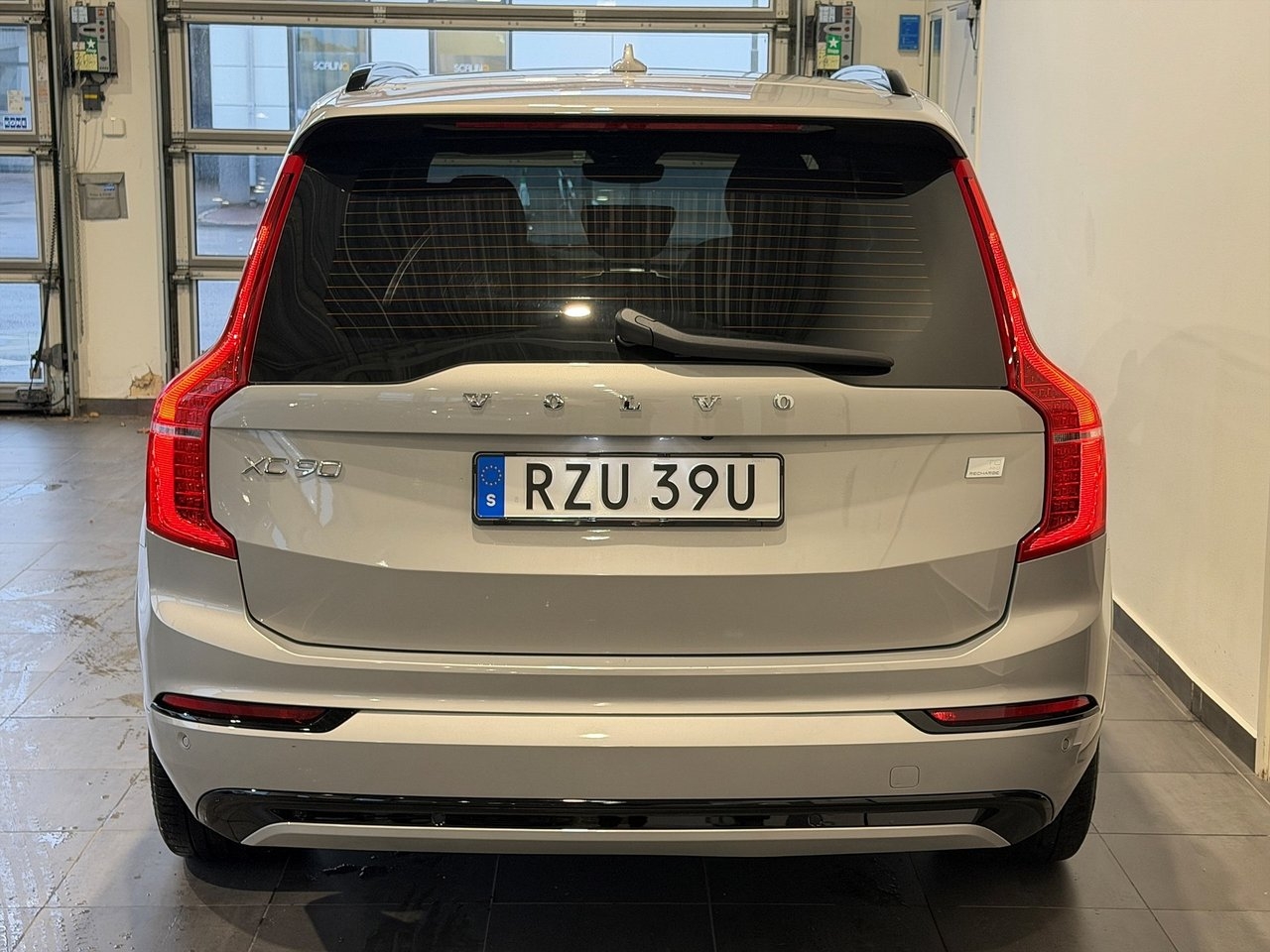 Volvo XC90 Ultimate Dark B&W 2024, kuva 4/10
