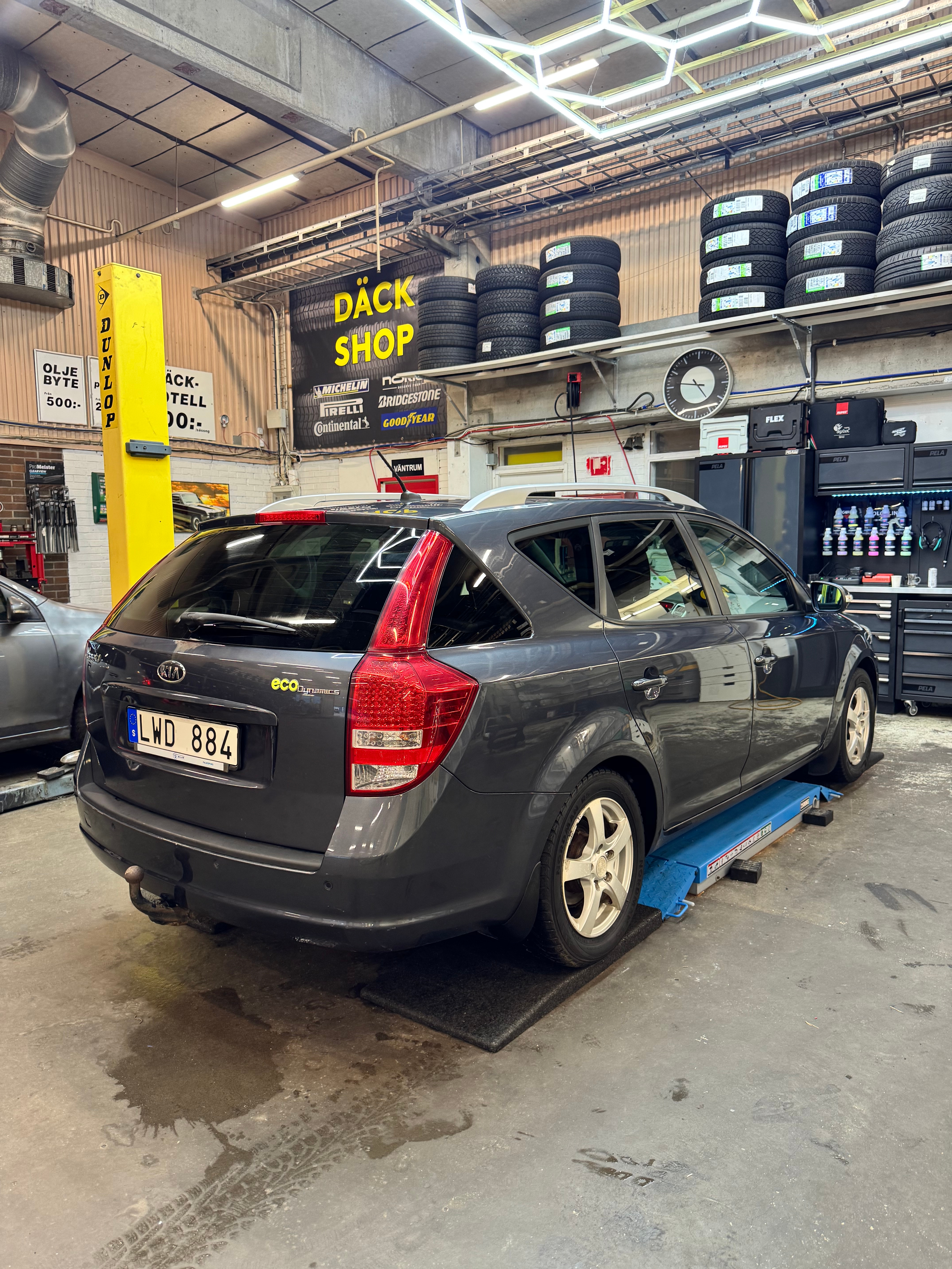 Kia Ceed 1.6 CRDi 128 2012, bild 4/10