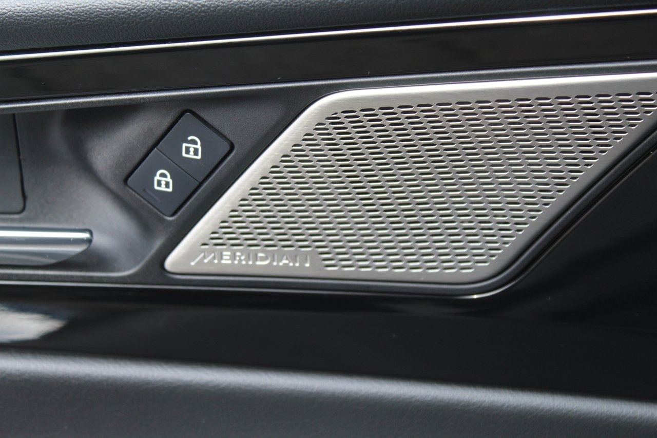 Jaguar XE 2023, bild 5/10