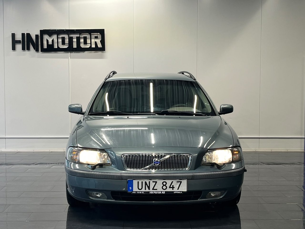 Volvo V70 2.4 Business 2004, kuva 3/10