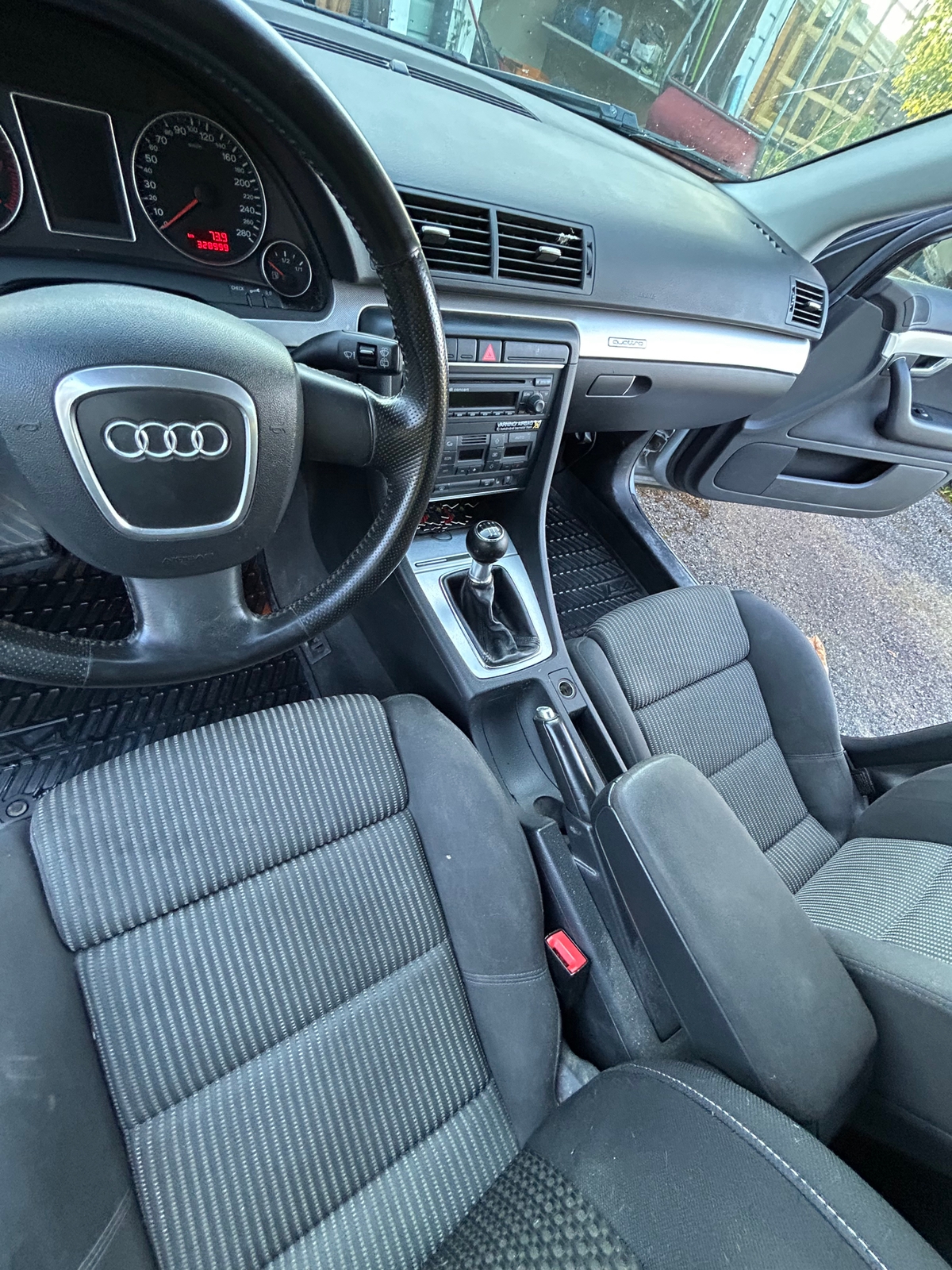Audi A4 Avant 2.0 TFSI quattro Manuell 2005, bild 3/7