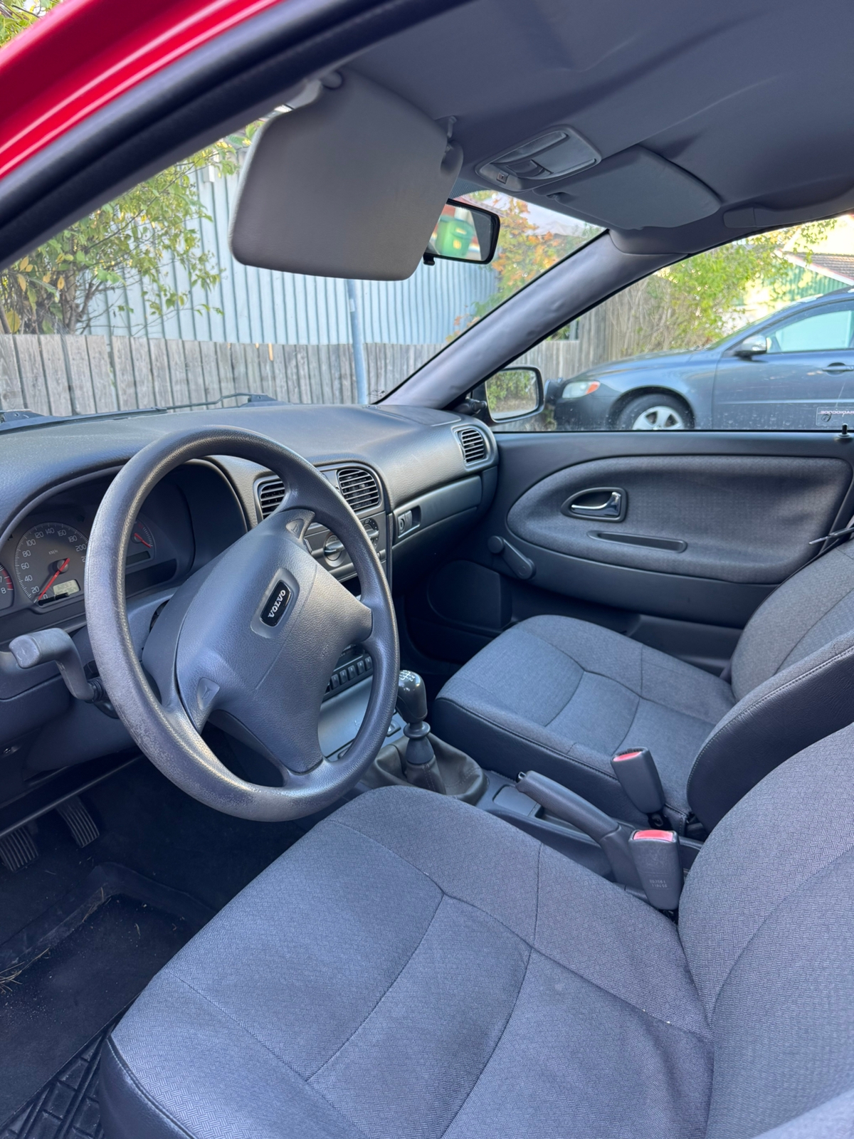 Volvo V40 1.8 Manuell 2000, photo 2/6