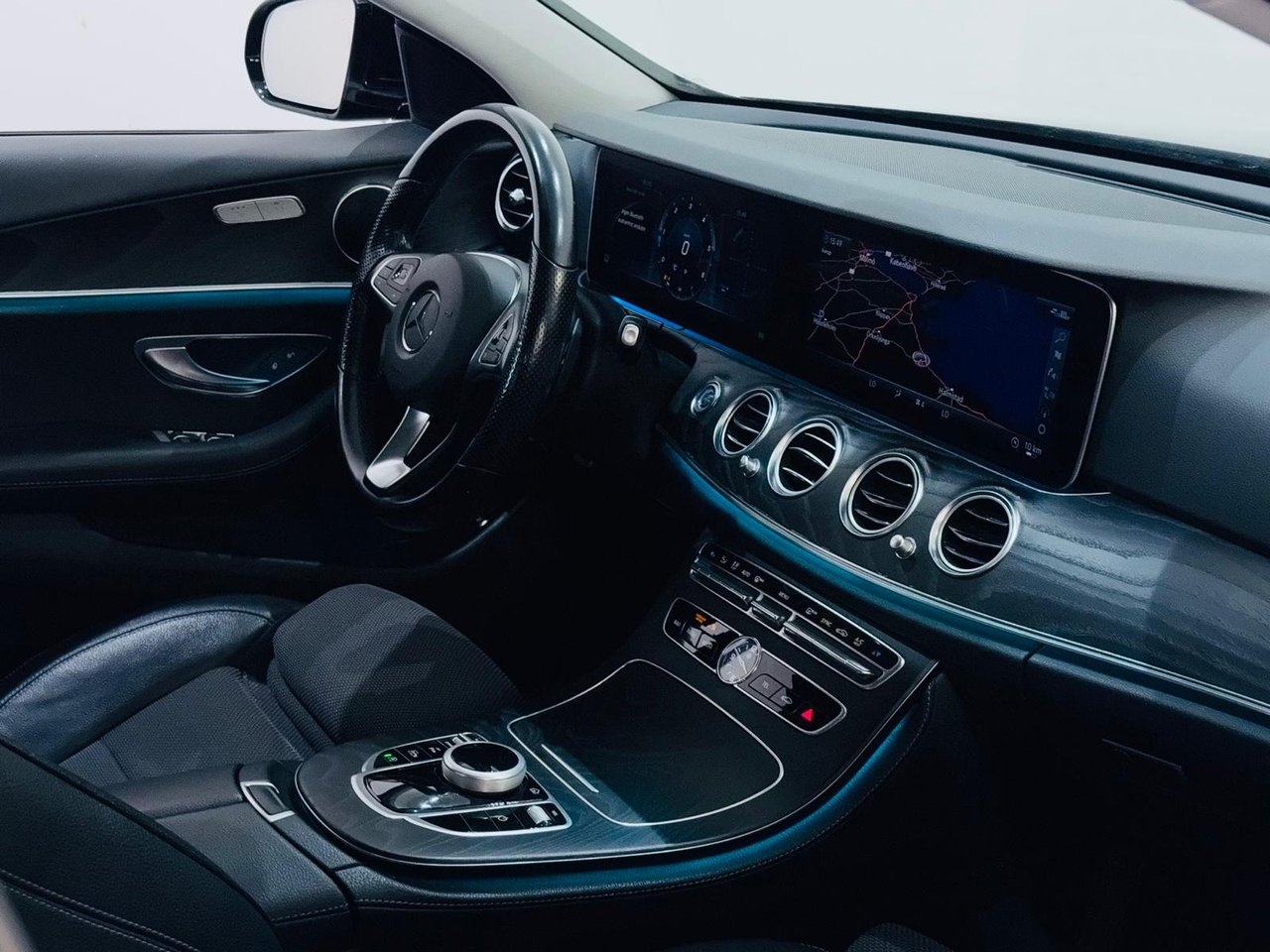 Mercedes-Benz E 2018, bild 4/10