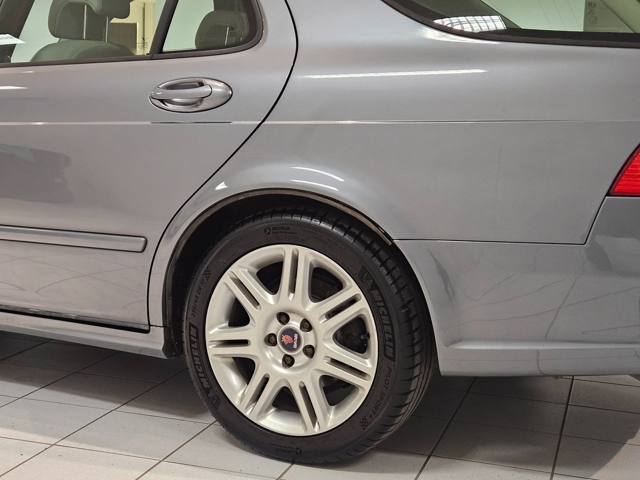 Saab 9-5 SportCombi 2.3t BioPower Vector 2007, kuva 3/10