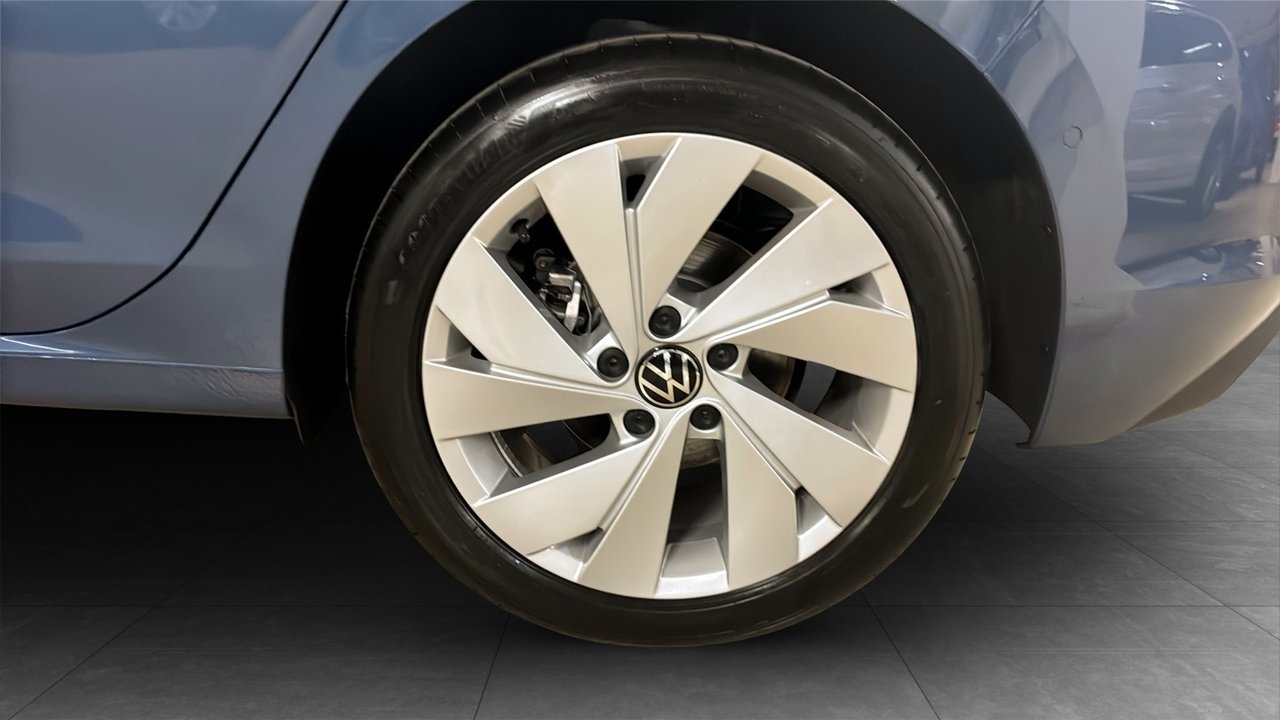 Volkswagen Golf 2026, photo 6/10
