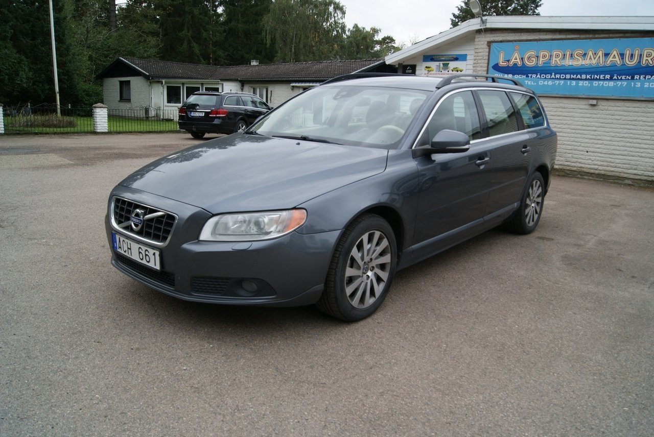 Volvo V70 D3 Momentum Euro 5 2012, photo 5/10
